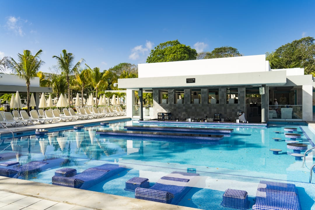 Pool Hotel Riu Tequila