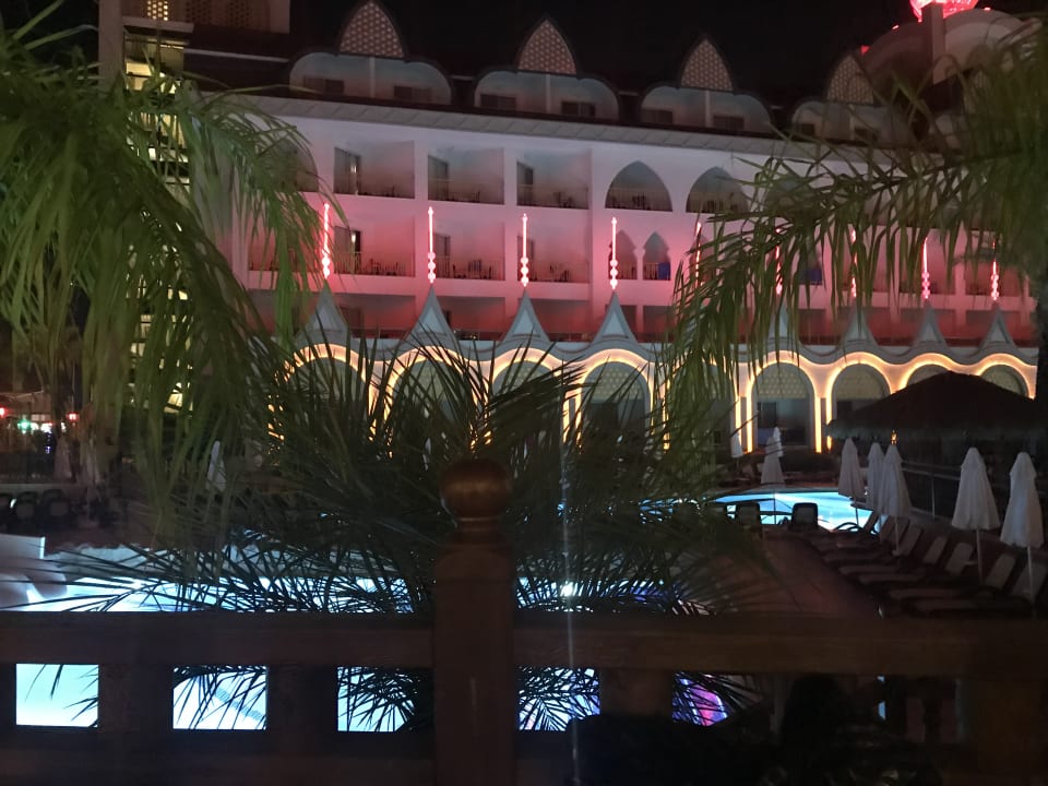 Außenansicht Well Palace Side