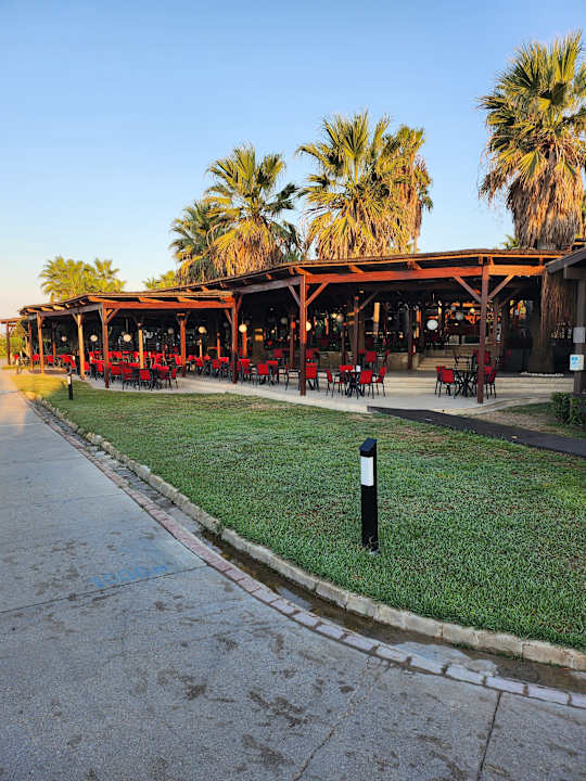 Strand Blue Waters Club