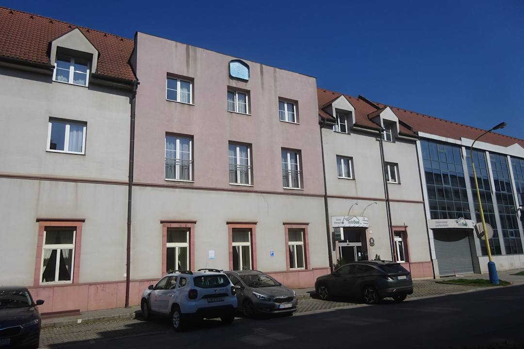 Außenansicht TeleDom Hotel