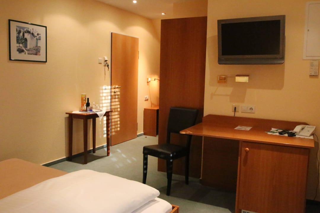 Zimmer_14_02 Hotel Haffmans