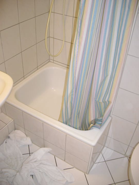 Hab lange nicht mehr so ne Dusche gesehen Hotel Deutscher Kaiser