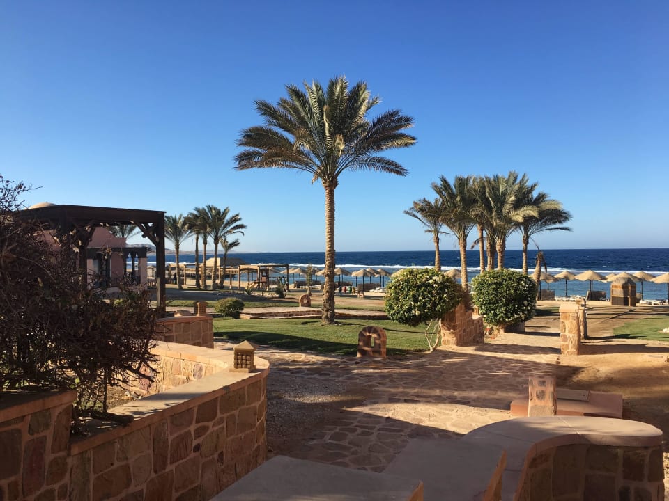 Außenansicht  Radisson Blu Resort, El Quseir