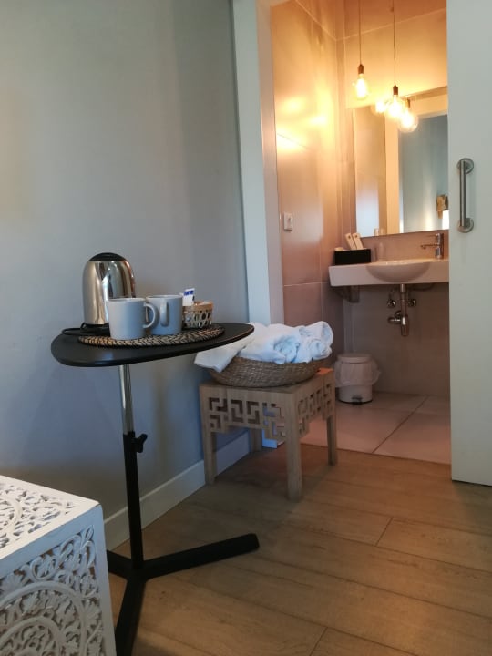 Zimmer The Corner House