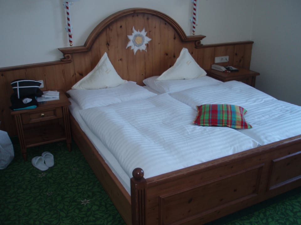 Bett Hotel Edelweiss