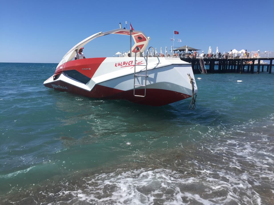 Strand Saturn Palace Resort Hotel