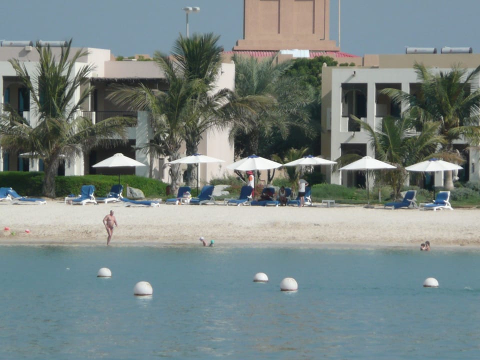 Blick vom Strand auf Chalet Rixos Al Mairid Ras Al Khaimah