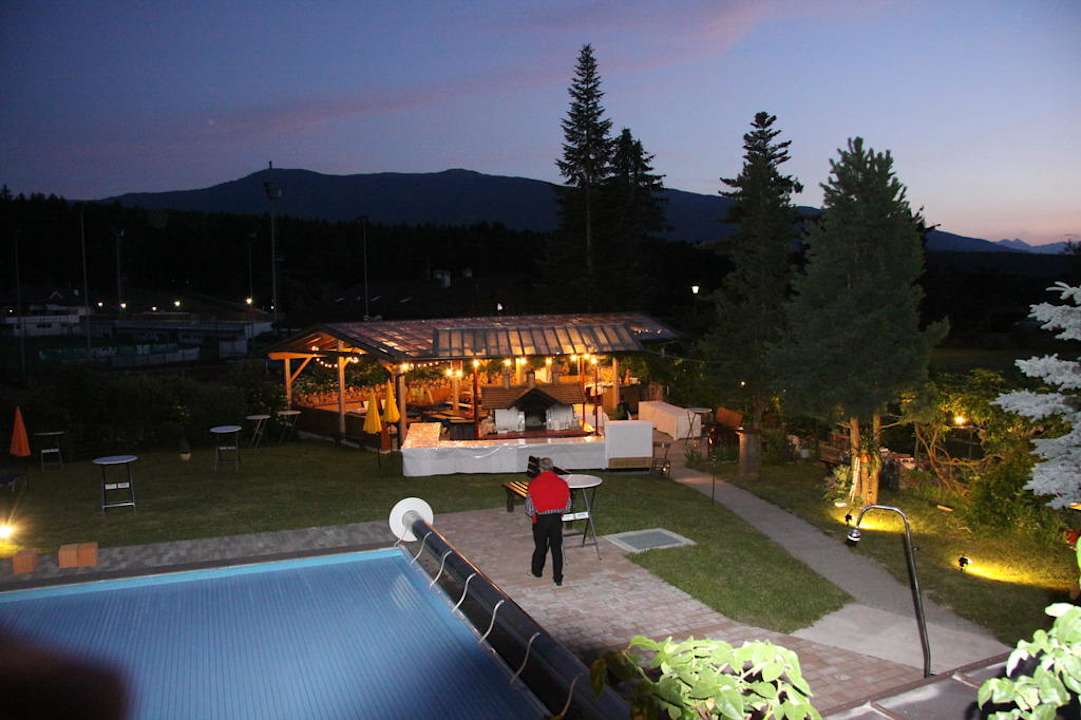 Pool und Garten Hotel Edy Gasthof