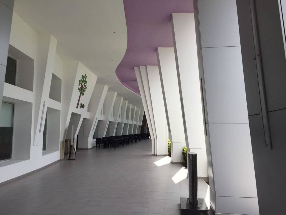 Sicht nach der Reception nach links (2 Restaurants Hotel Riu Gran Canaria