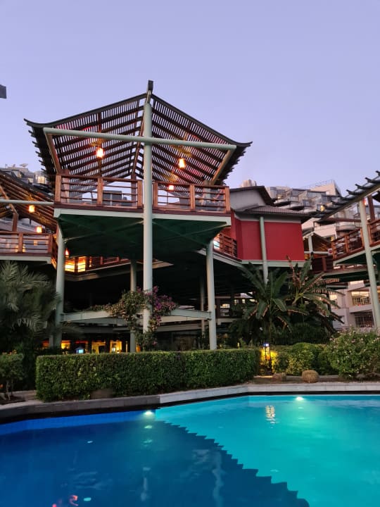 Gartenanlage Limak Lara Deluxe Hotel & Resort