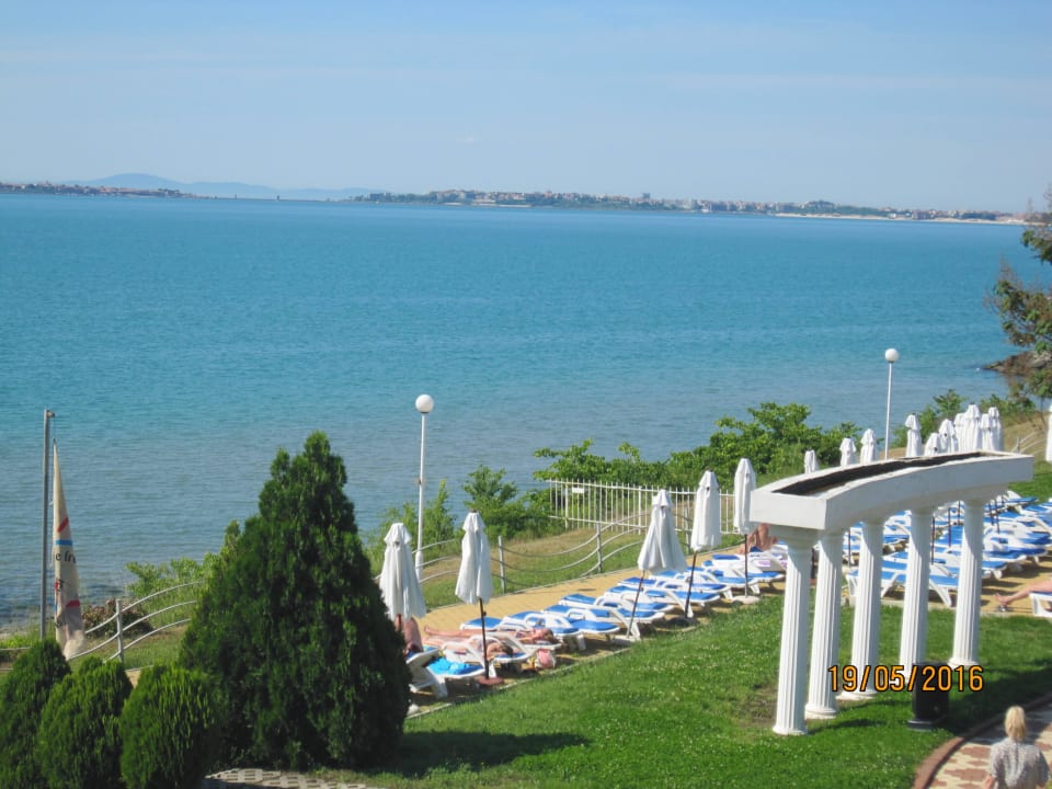 Liegeplatz Richtung Meer Hotel Sineva Beach