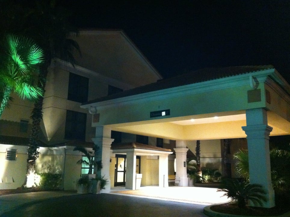 Von außen Holiday Inn Express Hotel & Suites Clearwater North-Dunedin