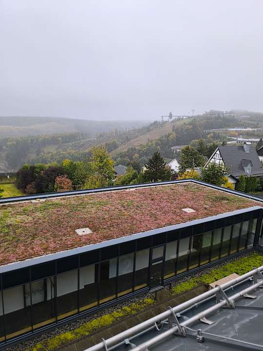 Ausblick Knappschaft-Bahn-See Bildungsstätte Winterberg