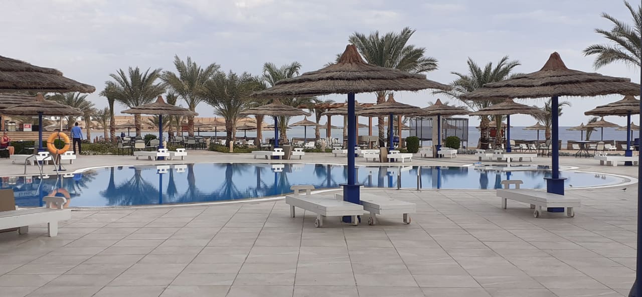 Pool Coral Sun Beach