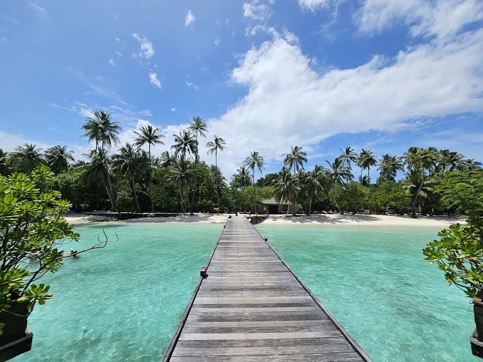 Strand Meeru Maldives Resort Island
