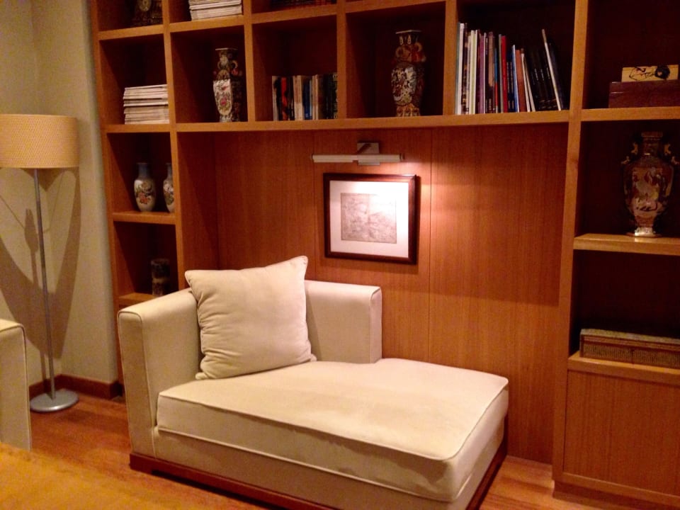 Livingroom Hotel GDM Megaron Historical Monument Hotel