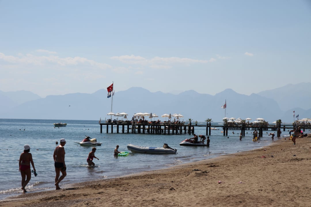 Blick Richtung Antalya Royal Wings Hotel