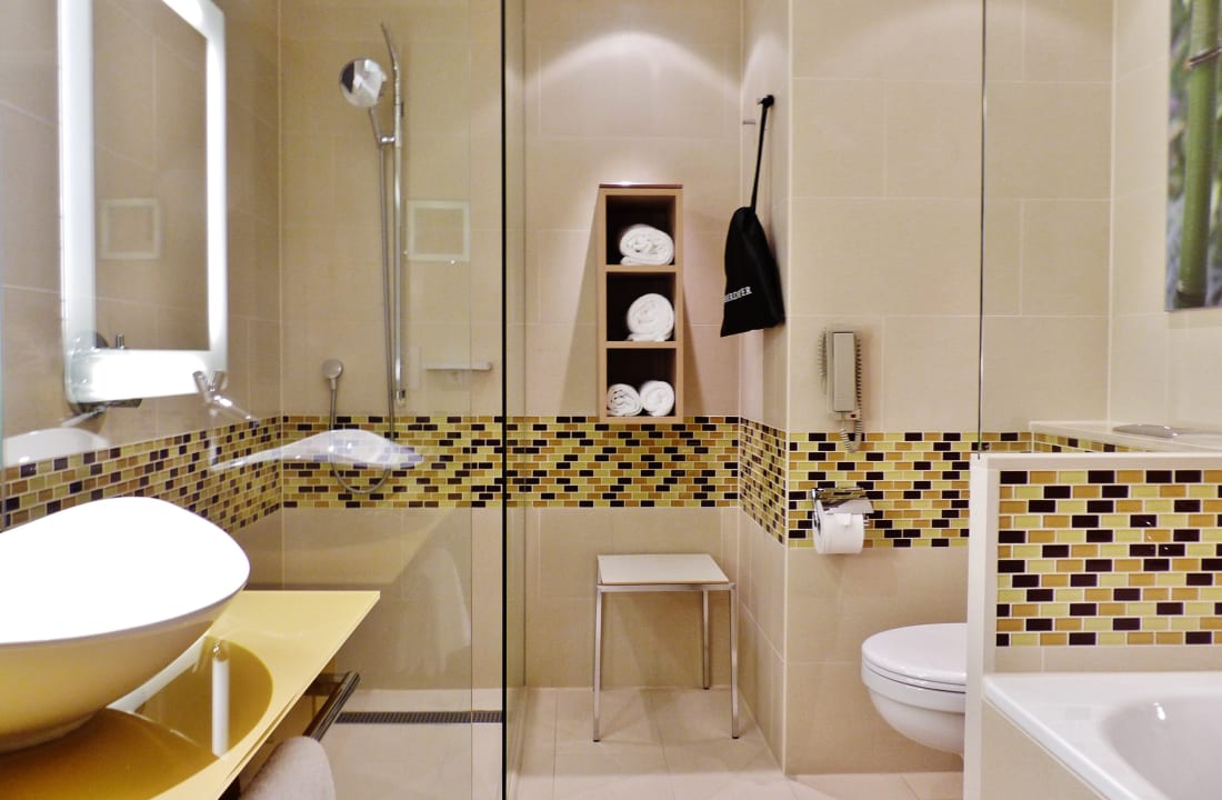 Bad Hilton Frankfurt Airport