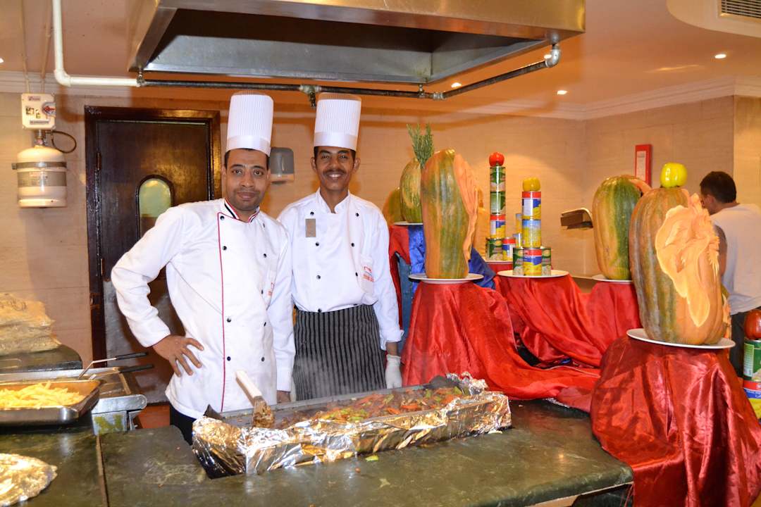 Buffet Titanic Beach Spa & Aqua Park