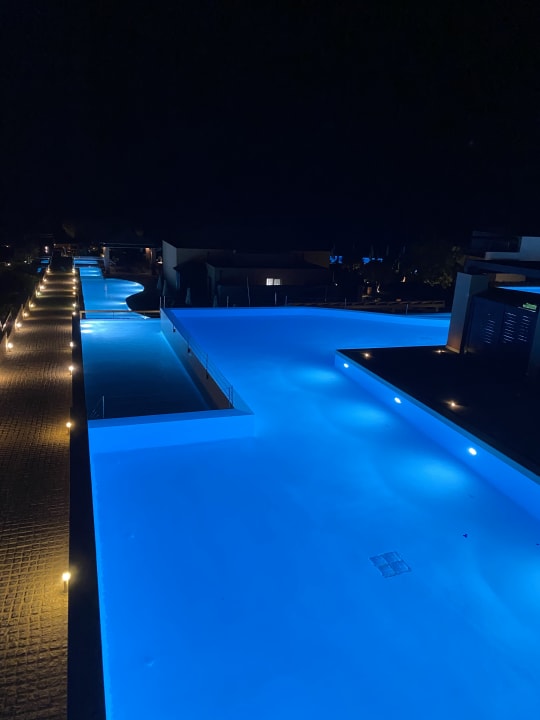 Pool Atlantica Belvedere Resort