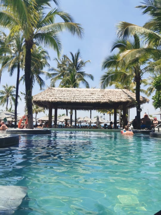 Pool La Flora Khao Lak