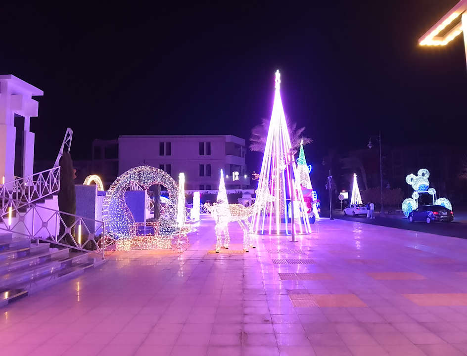 Außenansicht The Grand Hotel Hurghada