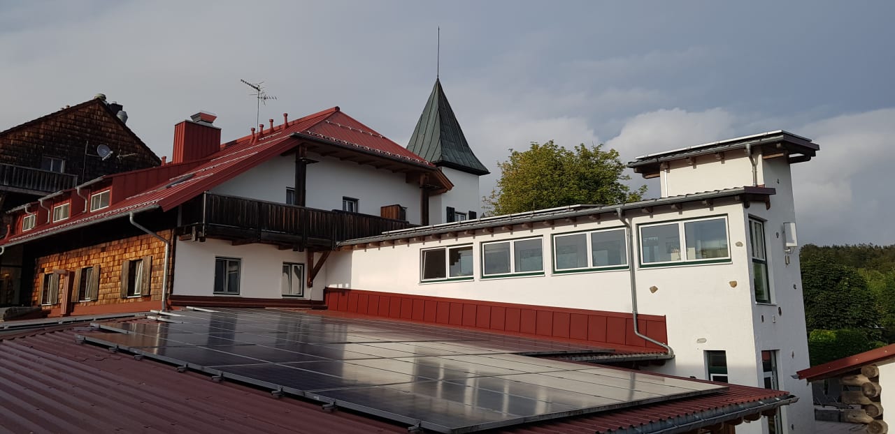 Außenansicht 1. Bier & Wohlfühlhotel Gut Riedelsbach