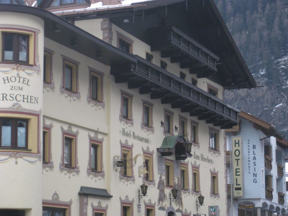 Eingang Hotel Zum Hirschen