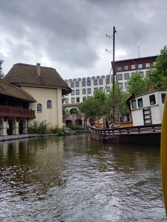 Außenansicht Heide Park Abenteuerhotel