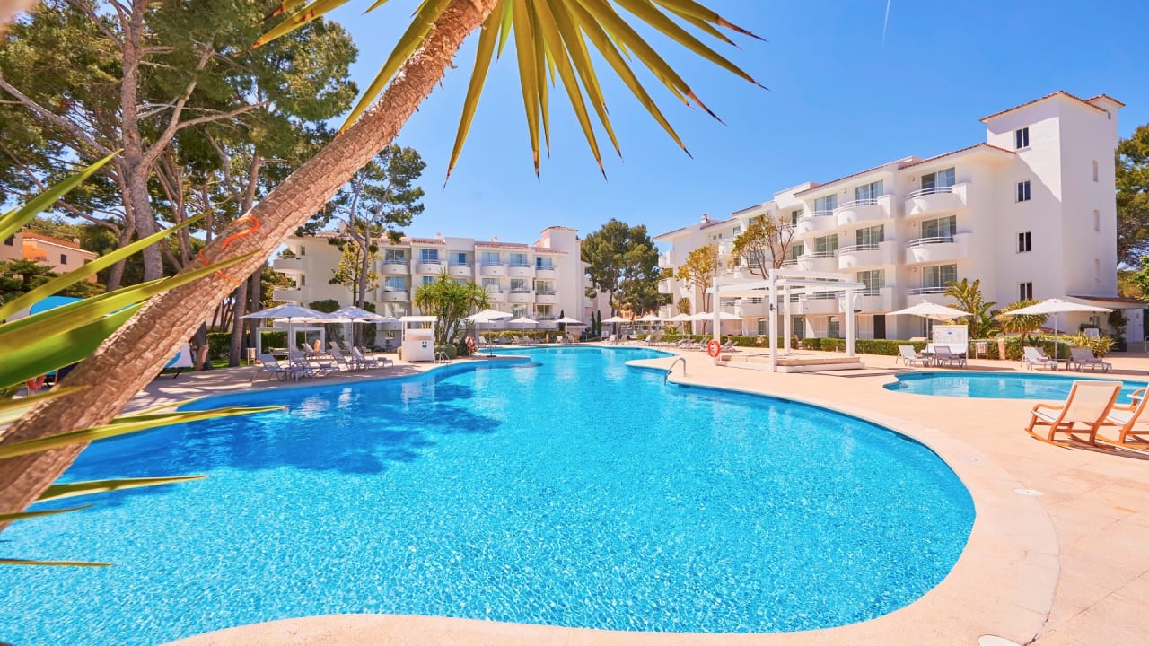 Pool Apartamentos Prinsotel Pineda