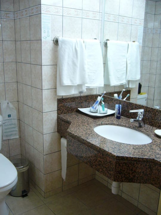 Bad Constantinou Bros Athena Royal Beach Hotel