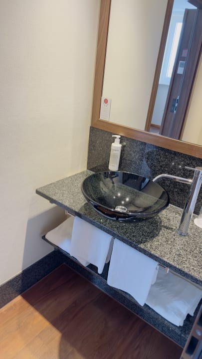 Zimmer Flemings Hotel Frankfurt Main-Riverside