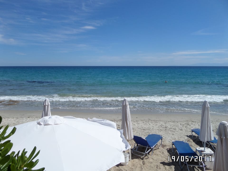 Strand Xenios Dolphin Beach Hotel