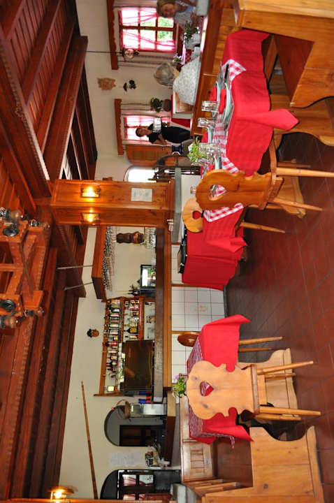 Gaststube Hotel Los Heroes