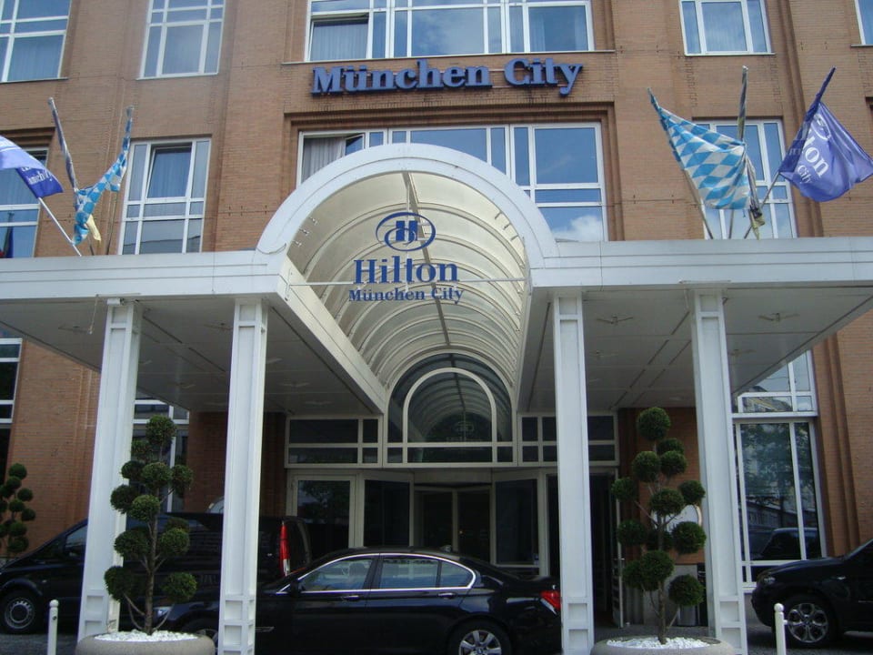 Eingangsbereich Hilton Munich City