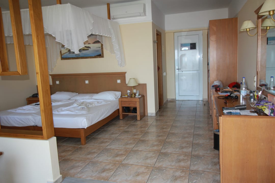 Zimmer Vantaris Palace