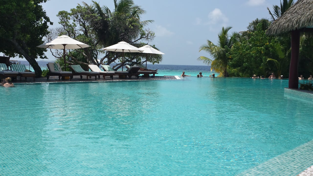 Pool Adaaran Select Meedhupparu Island Resort - Premium All Inclusive