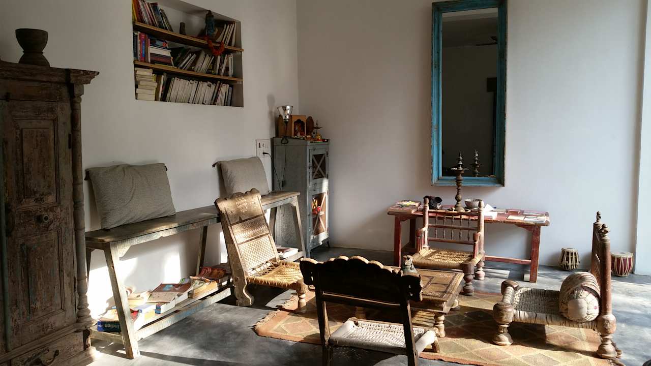 Lobby Shantidevi Ashram 's Guest House