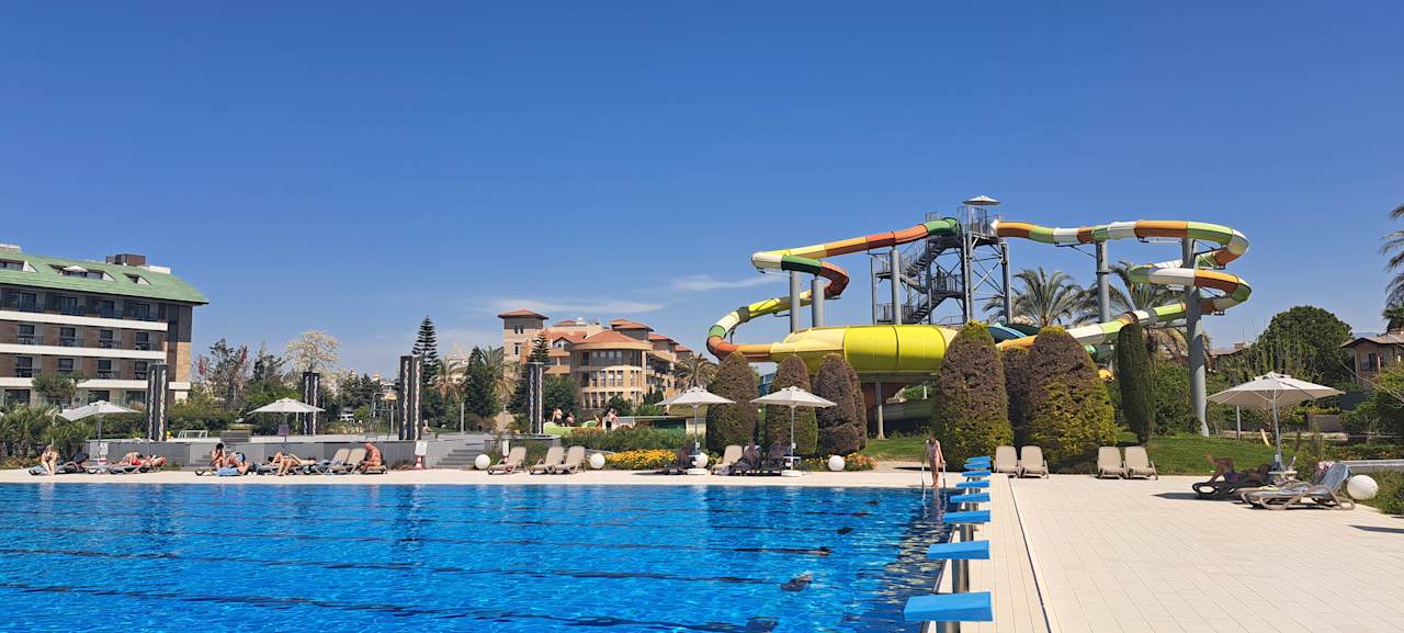 Pool TUI BLUE Xanthe