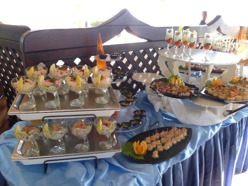Buffet von einem Abend Hotel Kalithea Horizon Royal