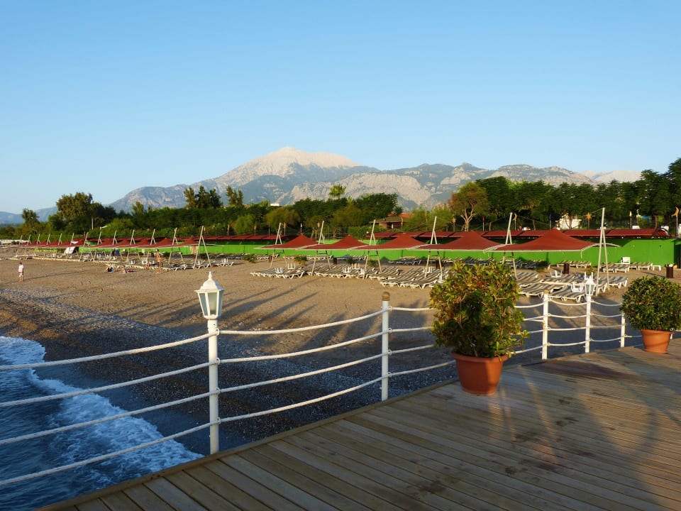 Weitläufiger Strand Limak Limra Hotel & Resort