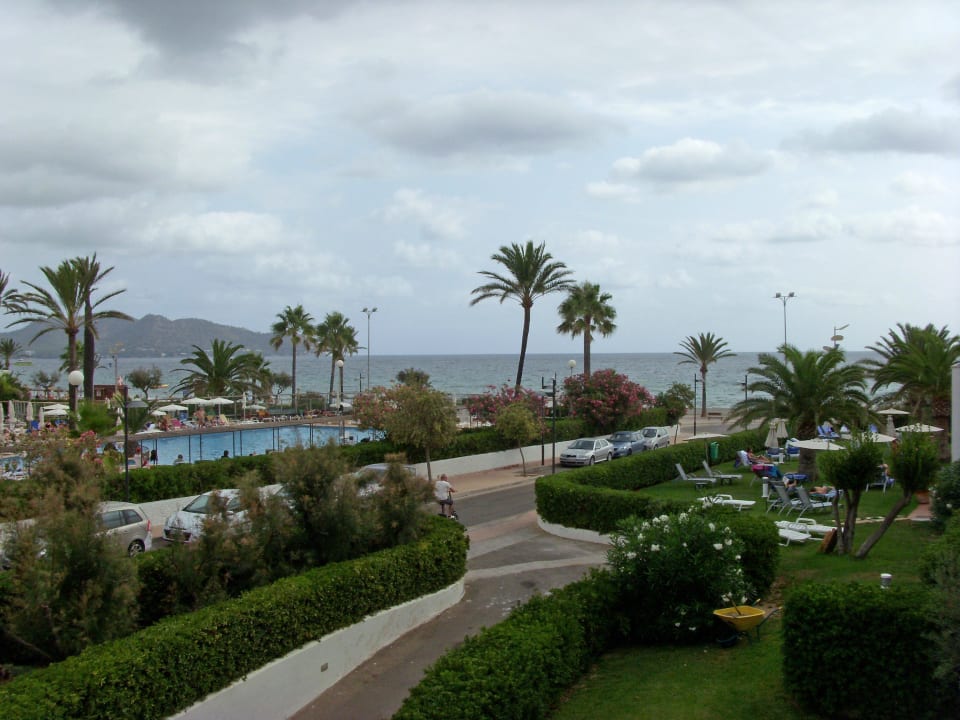 Blick von unserem Balkon auf das Meer. Hipotels Flamenco
