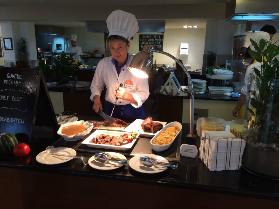 Reichhaltiges Buffet Valamar Parentino Hotel