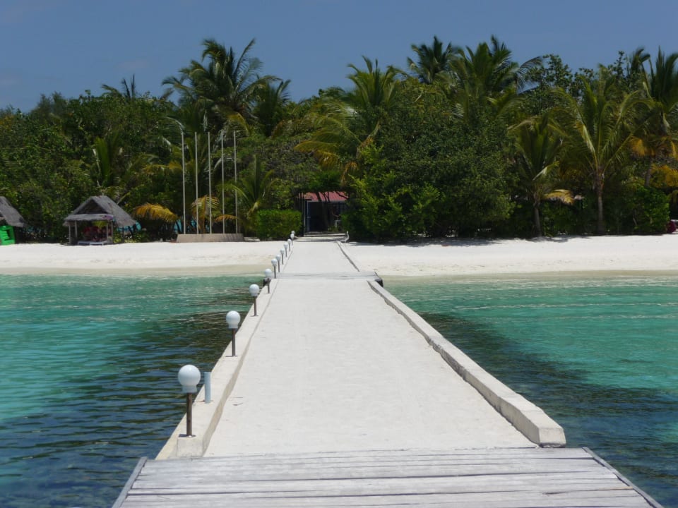 Ansicht vom Steg Summer Island Maldives