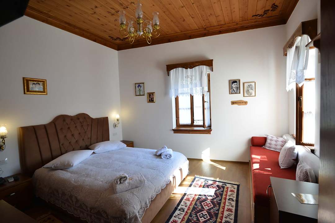 Zimmer Hotel Bineri