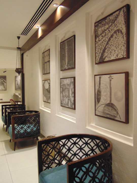 Lobby Hampton By Hilton Dubai Airport