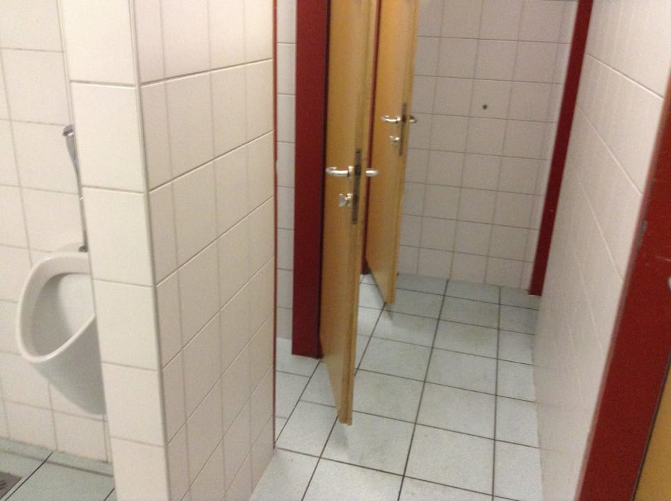 Toiletten Jugendgästehaus Brigittenau