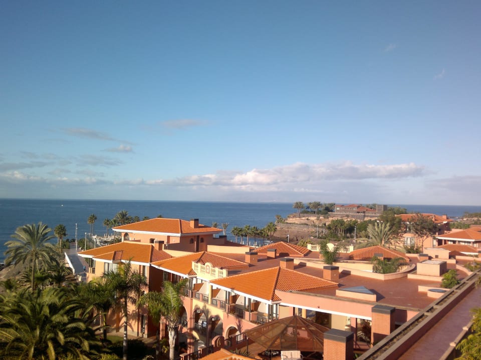 Blick über die Anlage (aus Zimmer A302) Iberostar Selection Anthelia