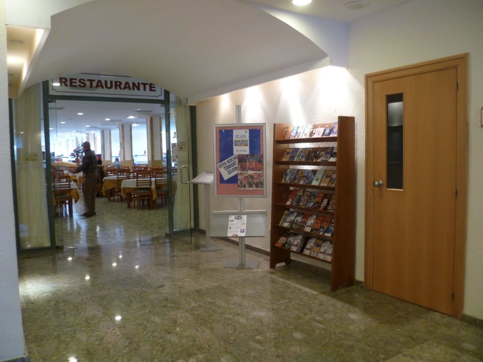 Eingang Restaurant Moon Dreams Coral Beach