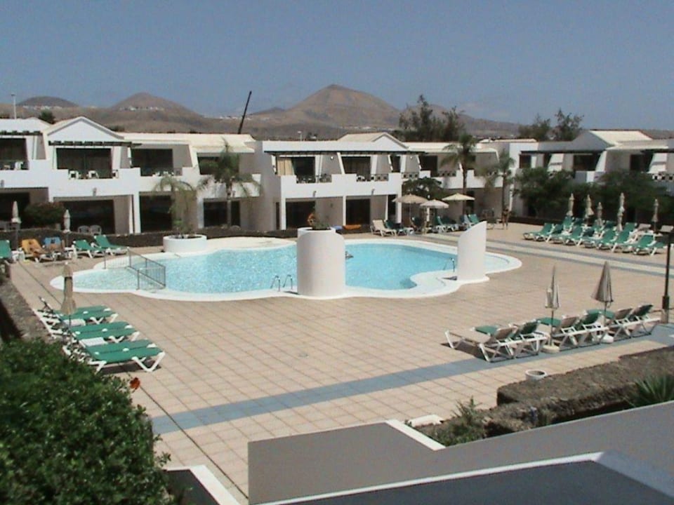 Einer von drei Pools Relaxia Olivina